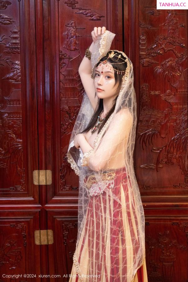 豆瓣酱  [XiuRen]高清写真图 2024.04.07 No.8349 豆瓣酱 美乳性感第53张图片